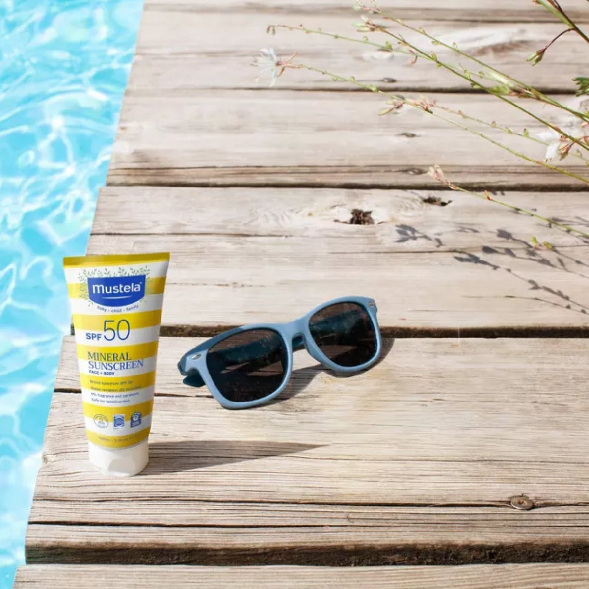 Mustela - Loção Mineral para Bebês Rosto e Corpo SPF 50 on Luna Baby Store Miami