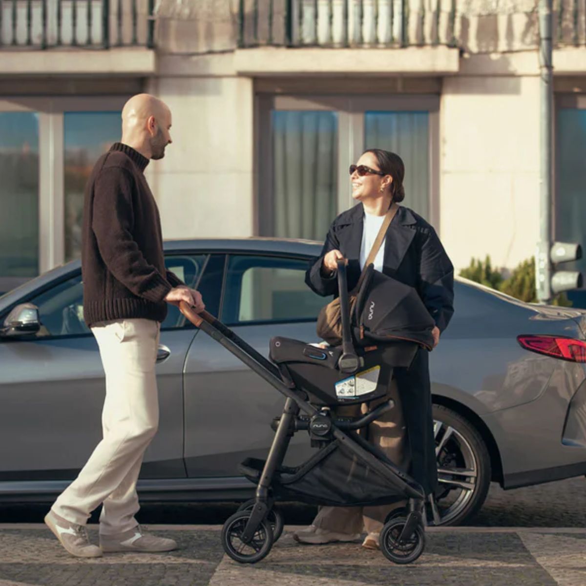 Carrinho De Bebê Travel Sistem Nuna Triv Next + Pipa Urbn Caviar e Chocolate