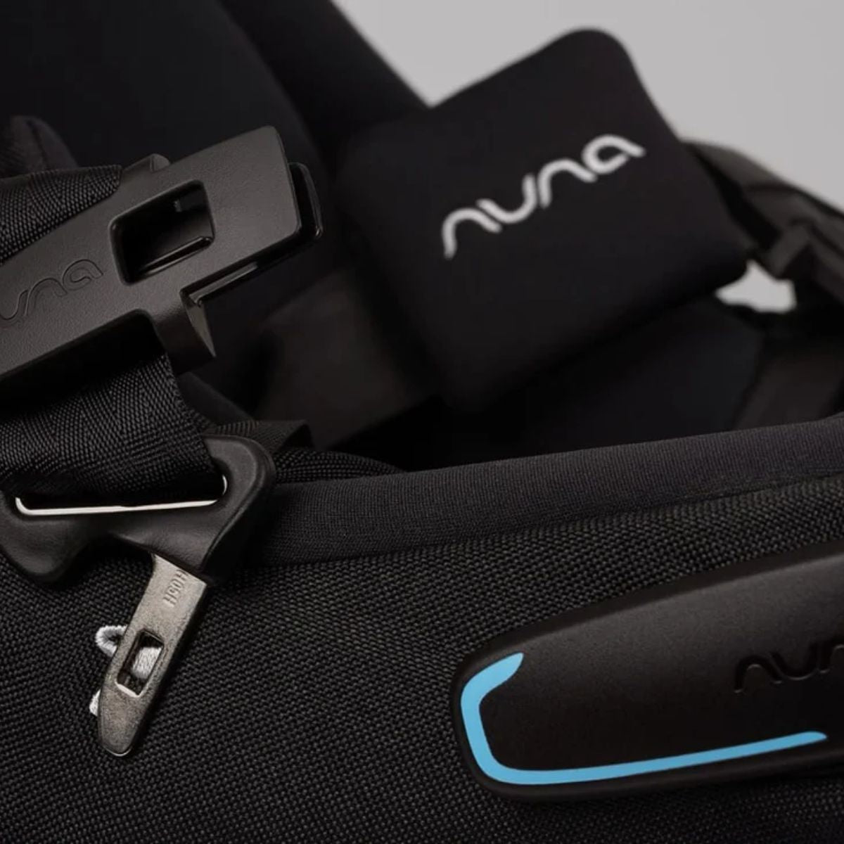 Nuna Pipa Aire Rx + Pipa Relx Base - Caviar/Chocolate