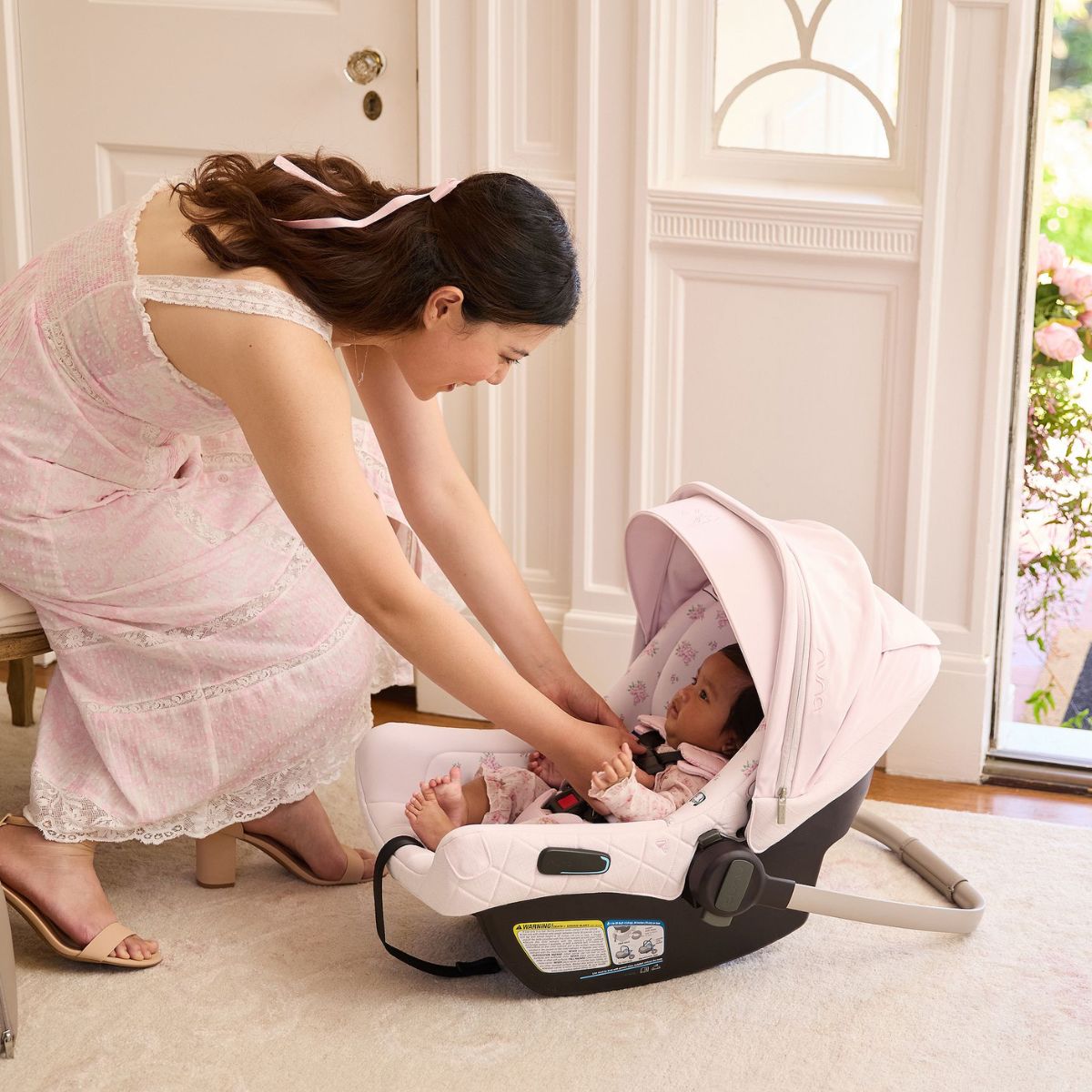 Nuna Pipa Aire Rx + Pipa Relx Base - Caviar/Chocolate on Luna Baby Store Miami