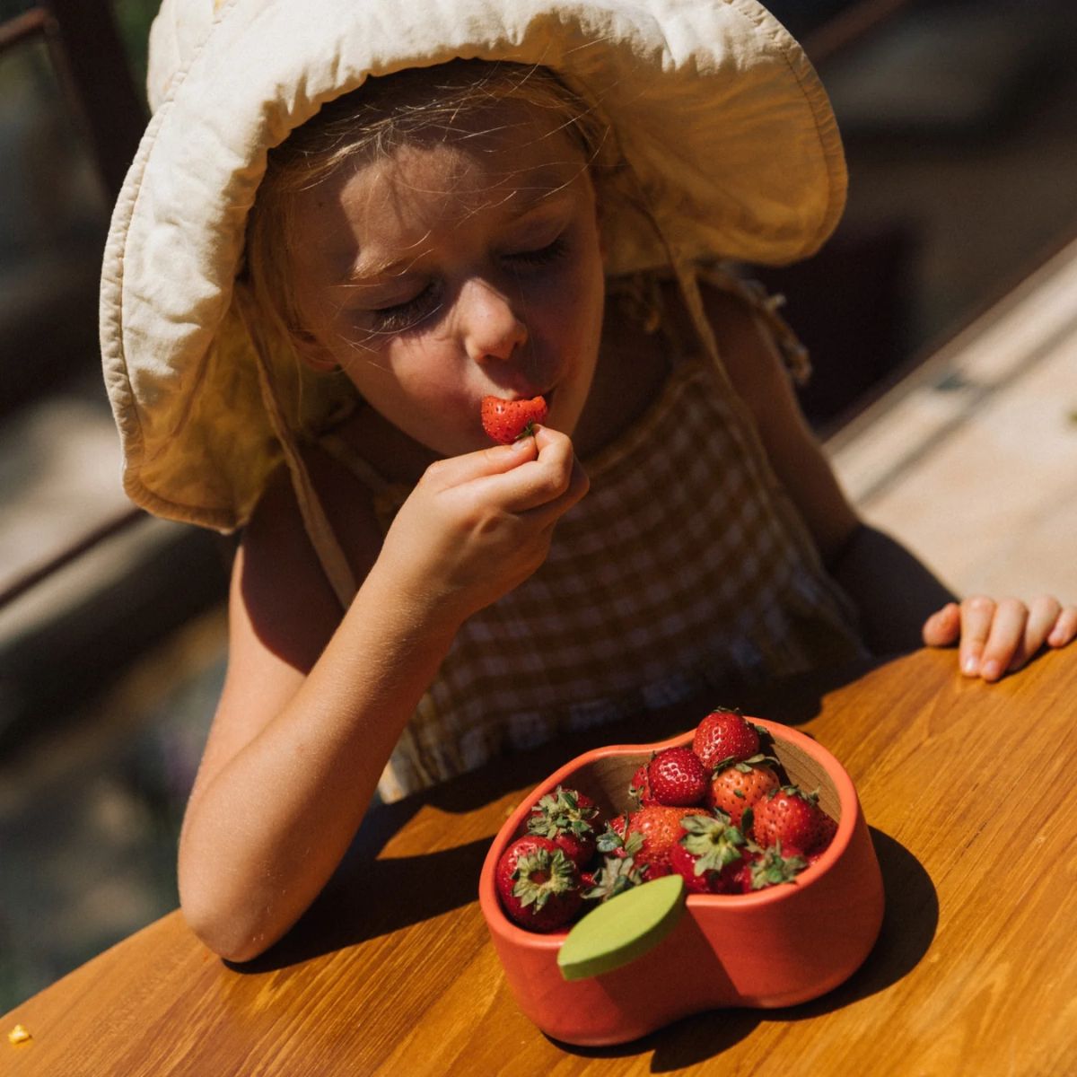 Kit de Tigela e Colher Oli & Carol Maça Pepa

