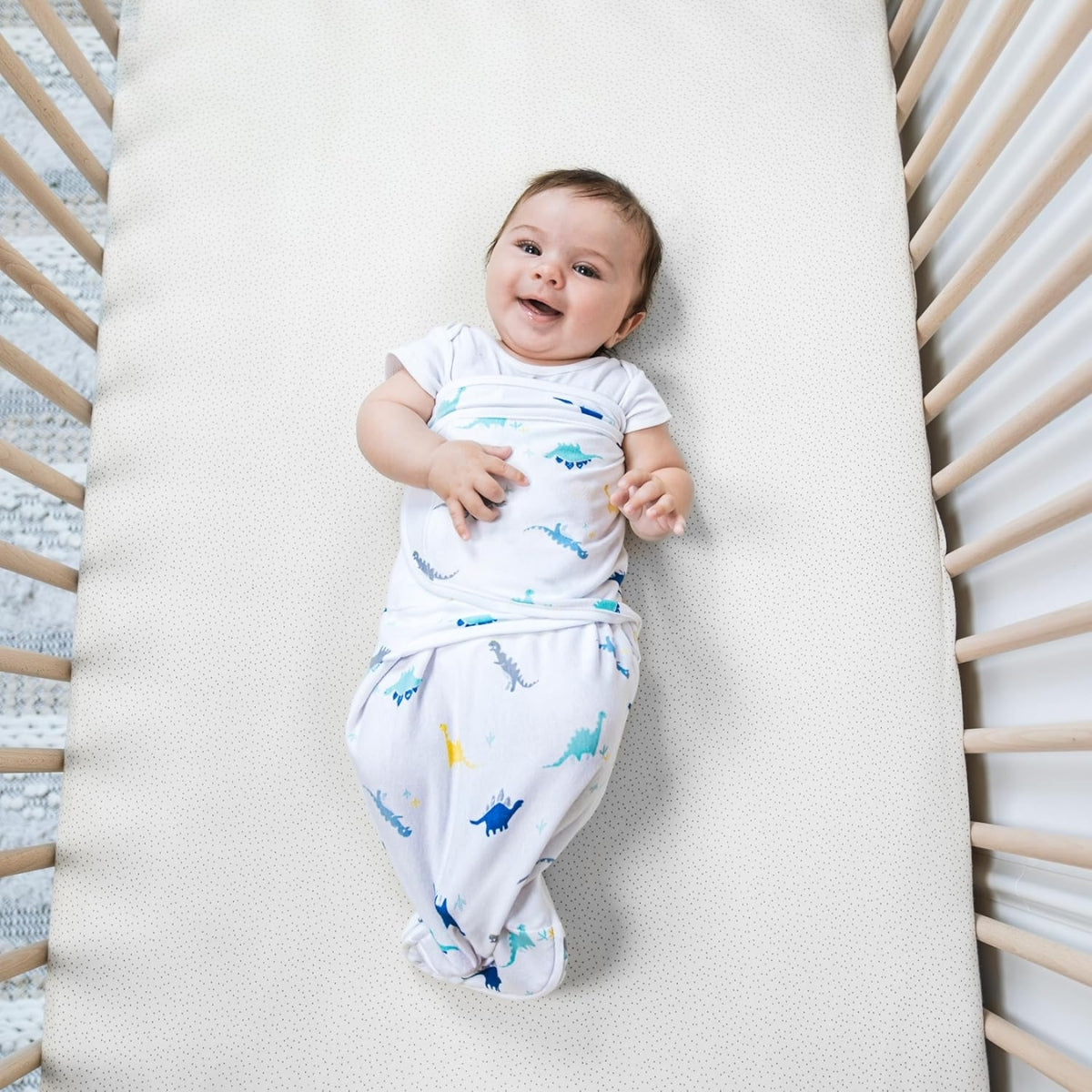 Pacote com 3 fraldas Aden + Anais Essentials Wrap Swaddle - Dino Rama