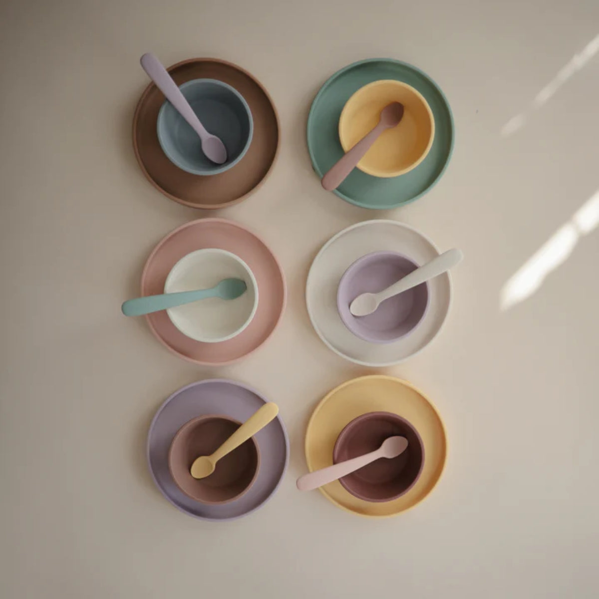 Ventosa de silicone Mushie - Woodchuc