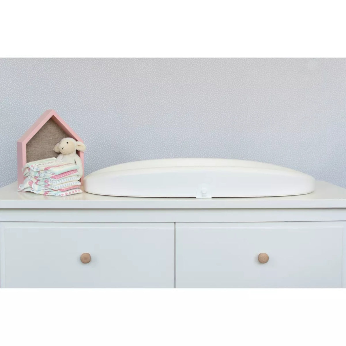Hatch Baby Grow Smart Changing Pad and Scale White