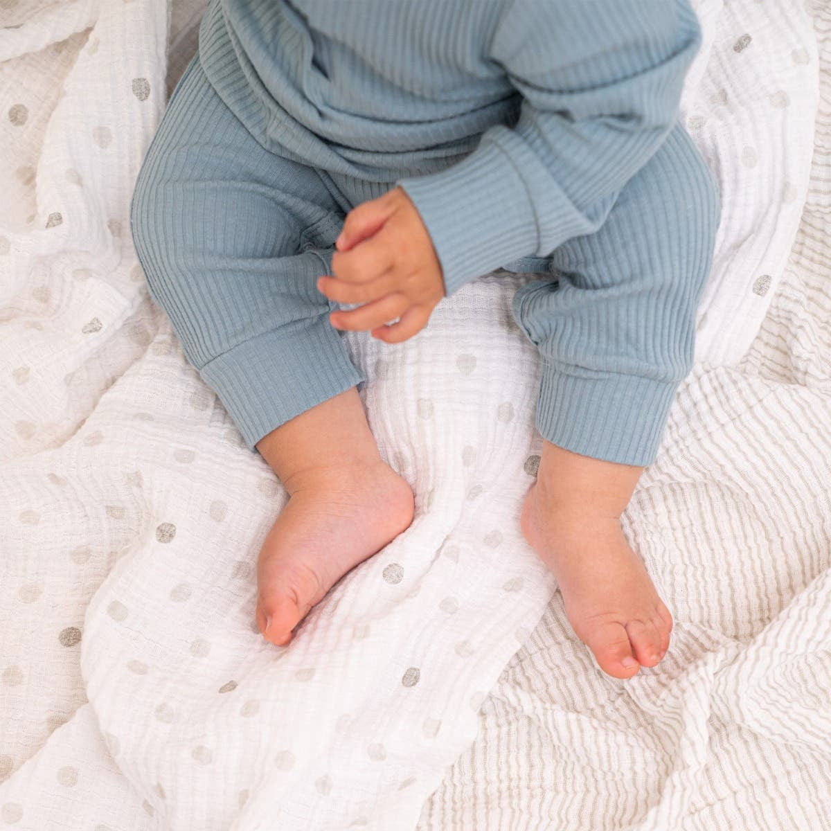 Aden + Anais - 4Pk Muslin Swaddles, Dusty on Luna Baby Store Miami
