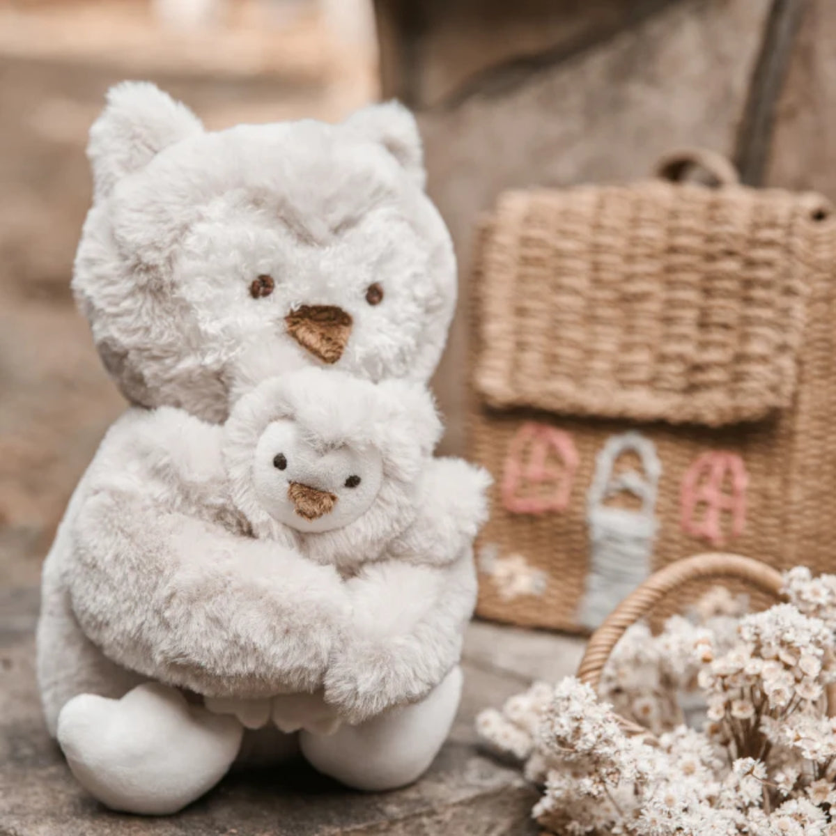 Conjunto de pelúcia elegante Baby Mama + Baby Owl