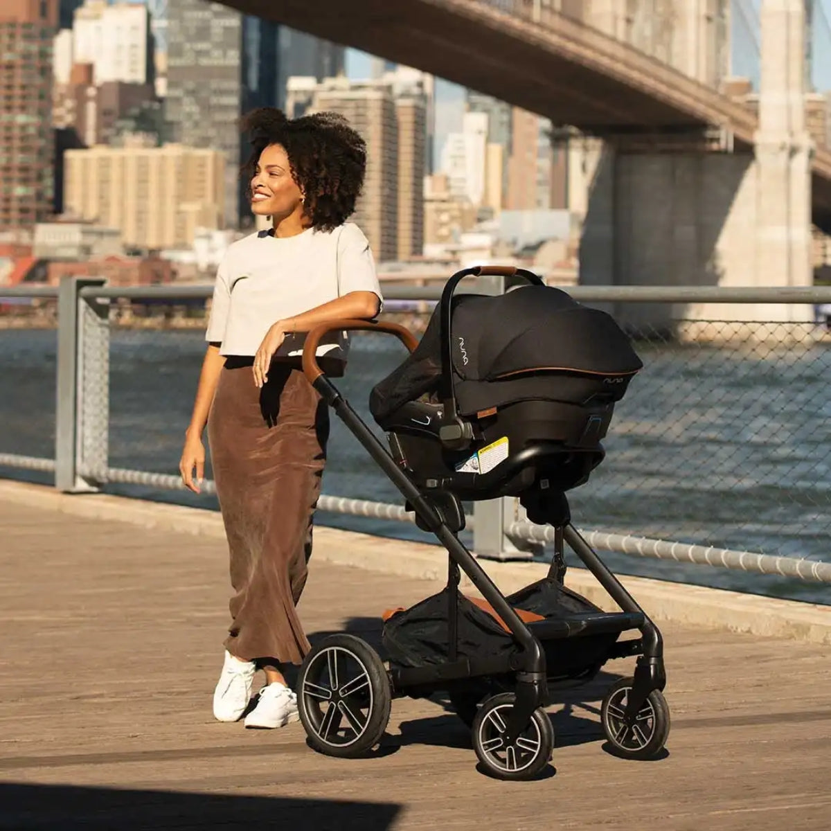 Carrinho de Bebê Travel Sistem Nuna Mixx Next + Pipa Urbn Caviar 
