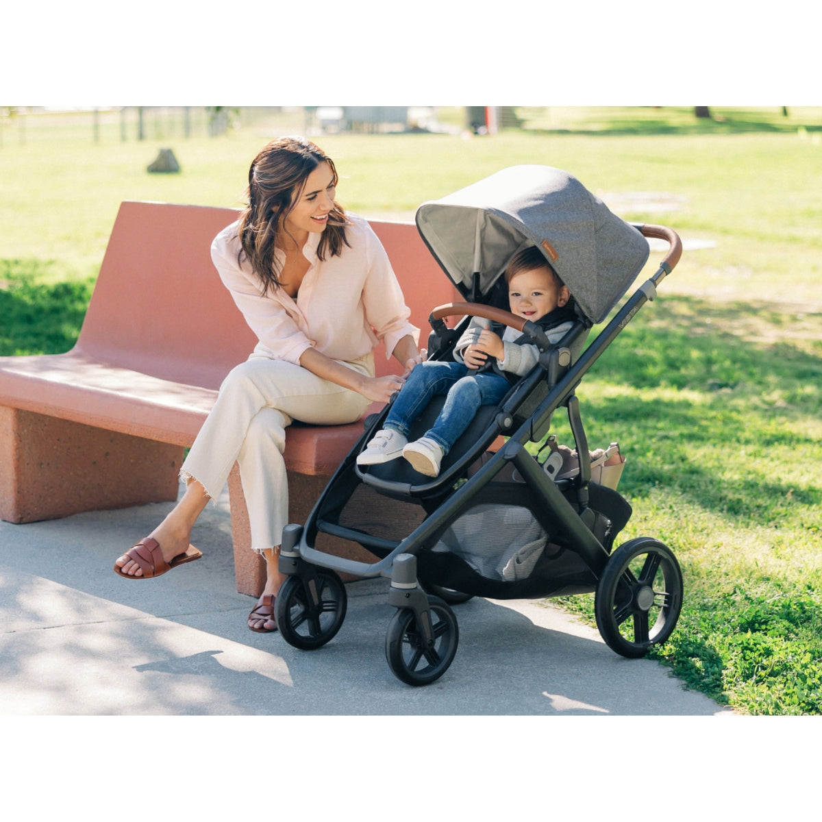 Carrinho De Bebê Uppababy Vista V3 Carbon Frame Greyson