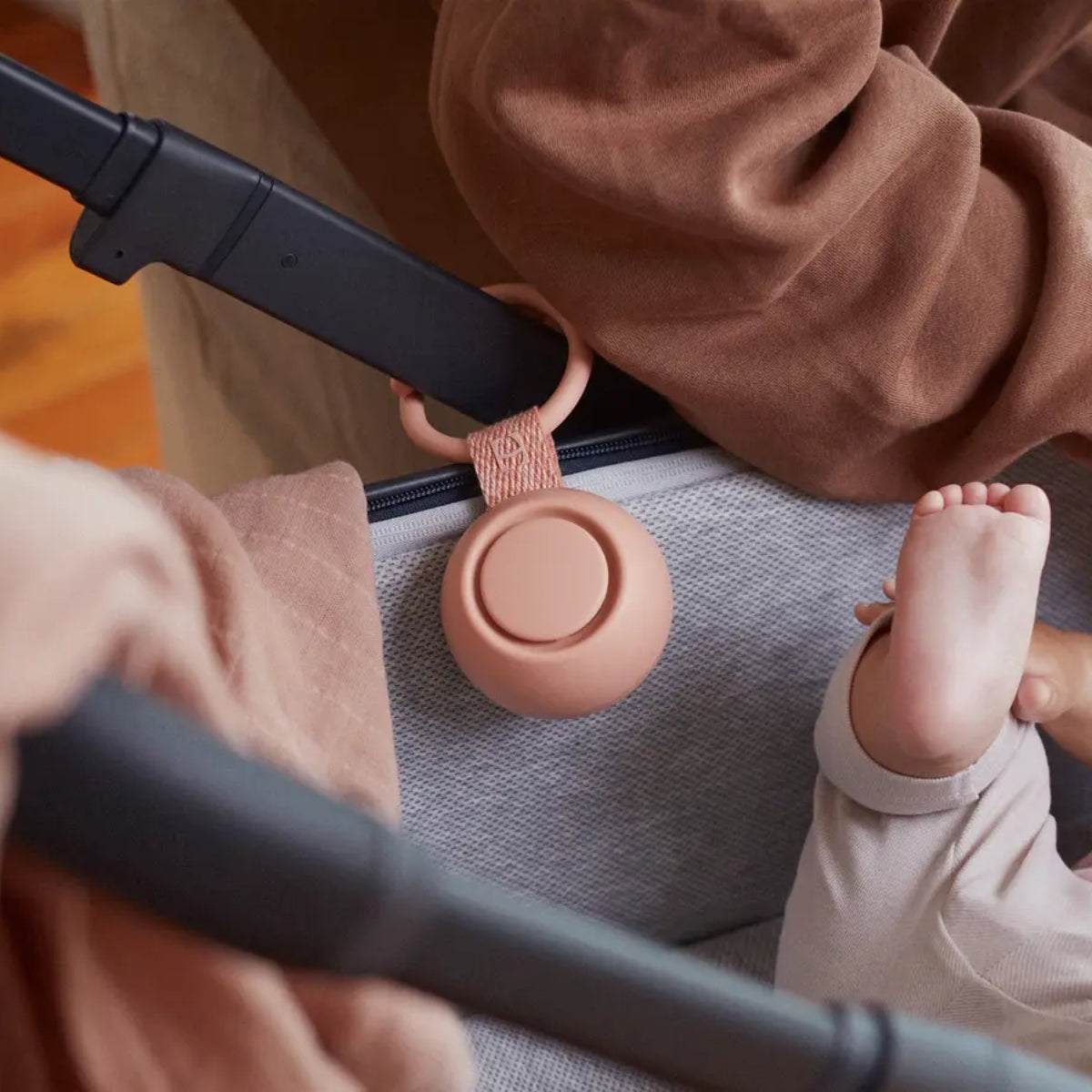 Ruído Branco Portátil Para Bebês Hatch Rest Go Peach