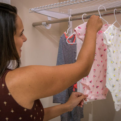 Conjunto com 6 Cabides para Roupas de Bebês e Crianças Pequenas Primo Passi - Branco