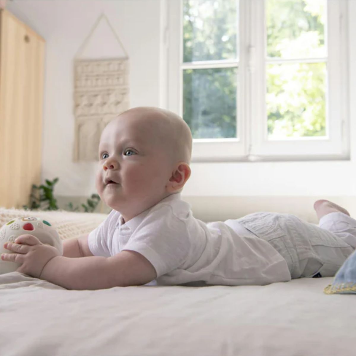 Sophie la Girafe So'pure Senso'ball - Supports Early Development