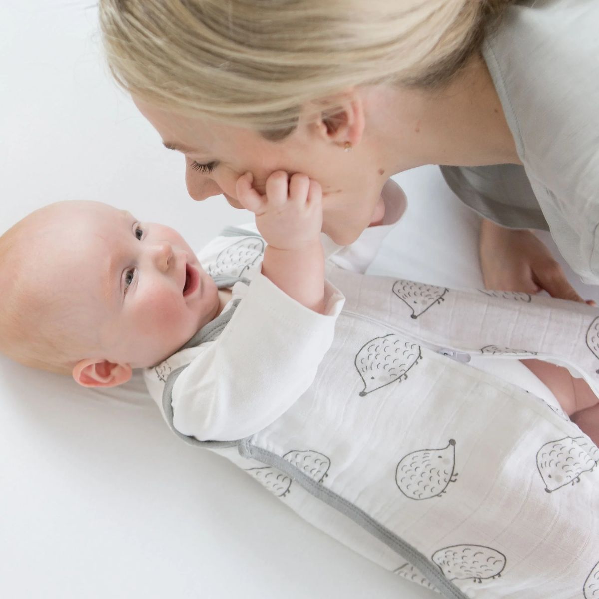 Swaddle Designs Muslin Baby Sleep Sack zzZipMe Little Lambs Sterling - 6-12M on Luna Baby Store Miami