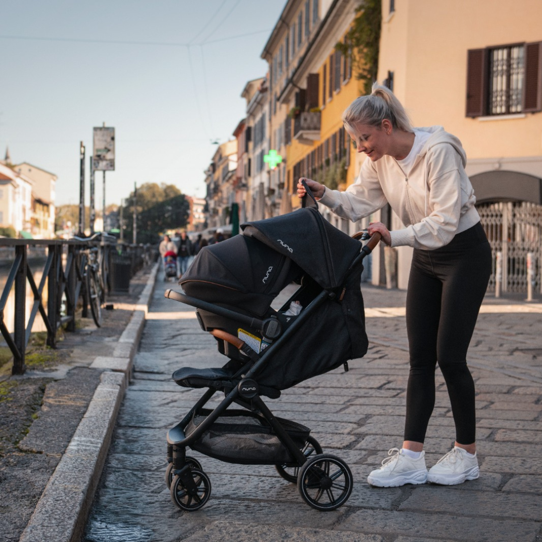 Carrinho de Bebê Travel Sistem Trvl Lx + Pipa Urbn Cedar